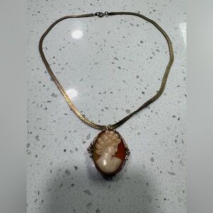 Elegant Antique Gold Cameo Pendant Necklace